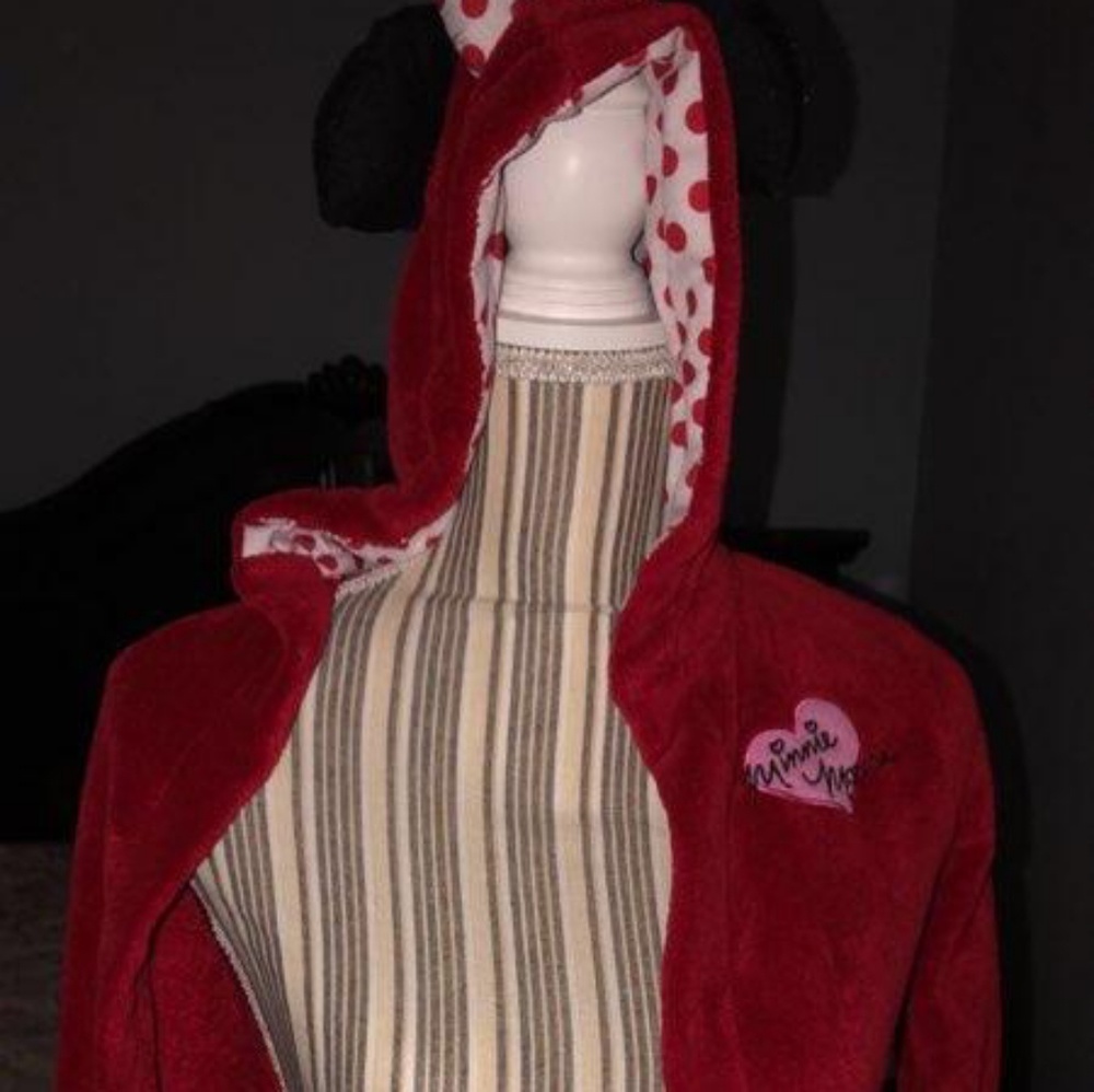 Toddler Minnie Mouse bathrobe